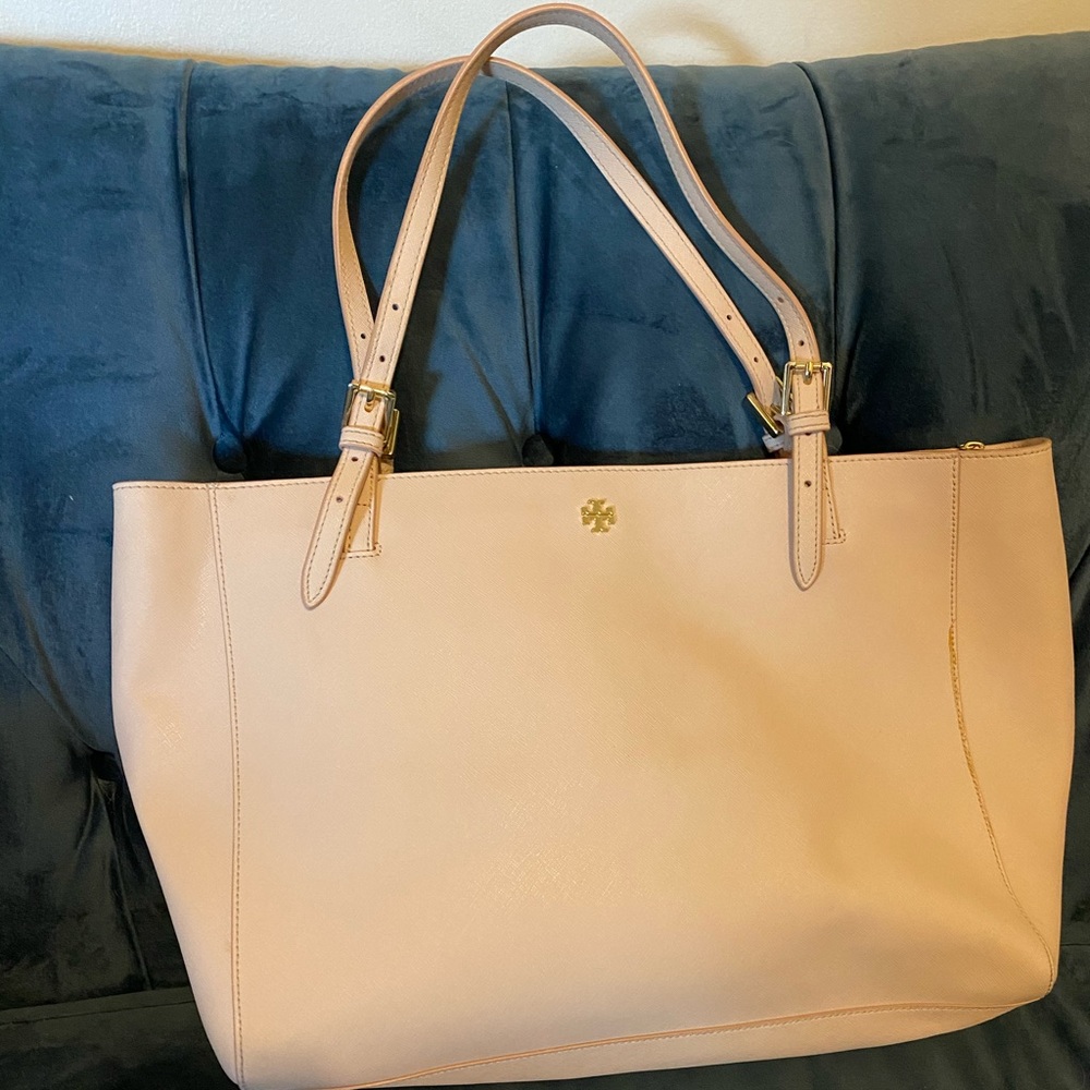Tory Burch Light pink shoulder bag